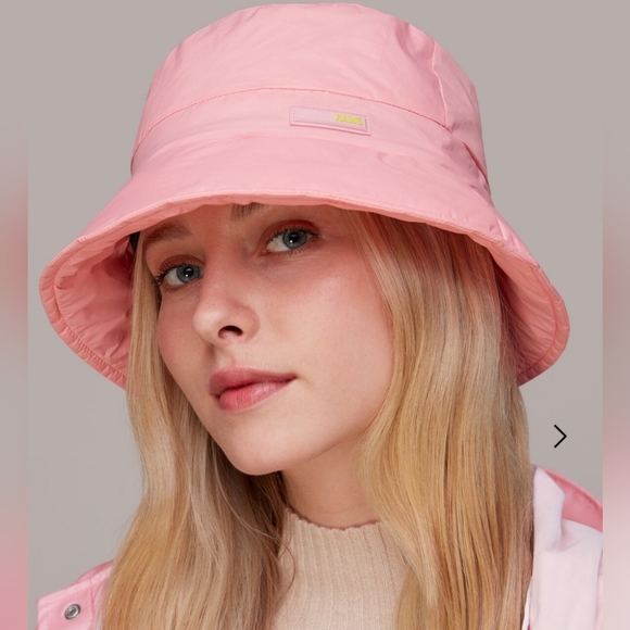 Rains Accessories - RAINS PADDED Puffer BUCKET HAT Size S2 M-XL NWT!